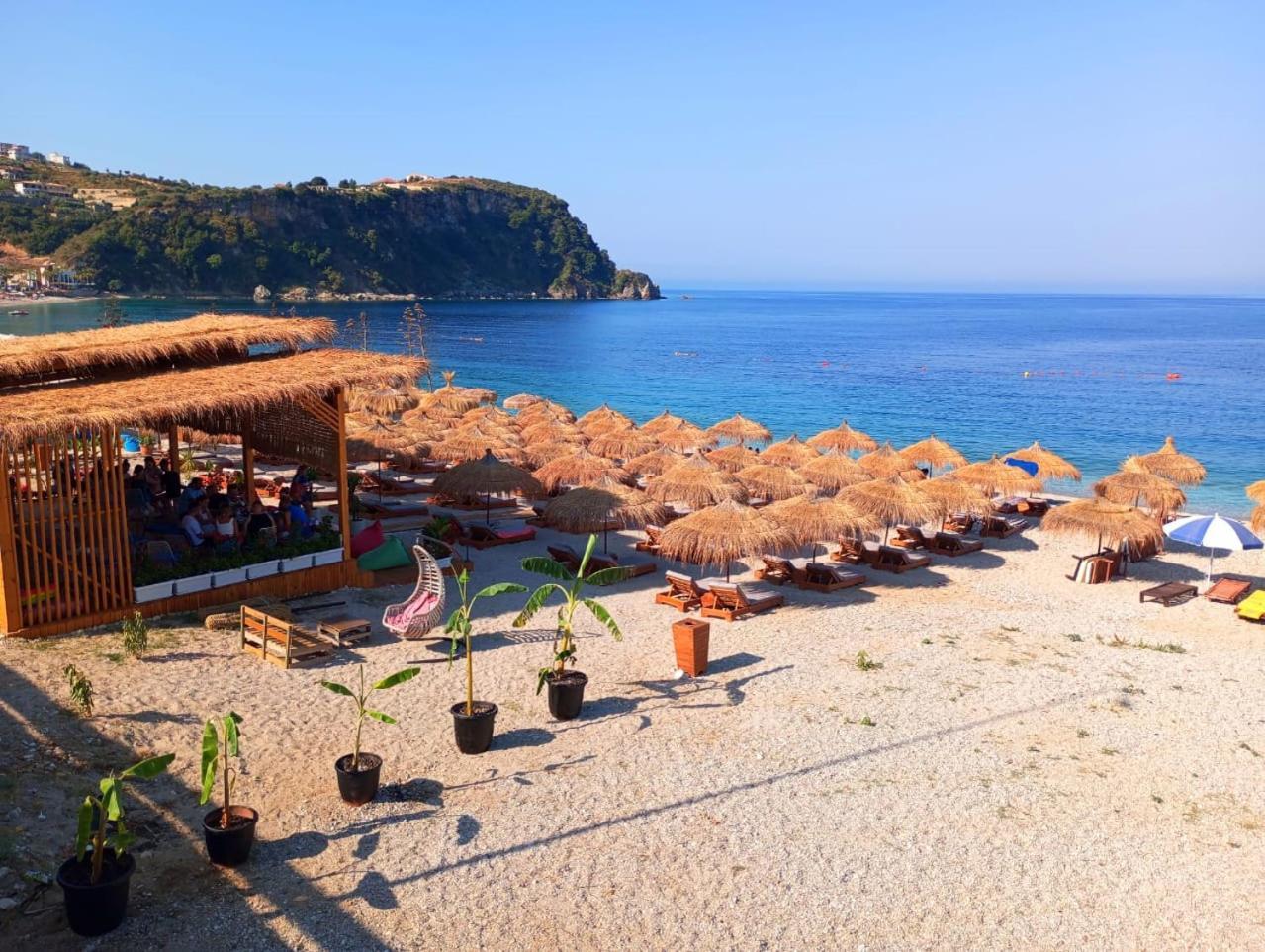 Natural Hostel Himara Kültér fotó