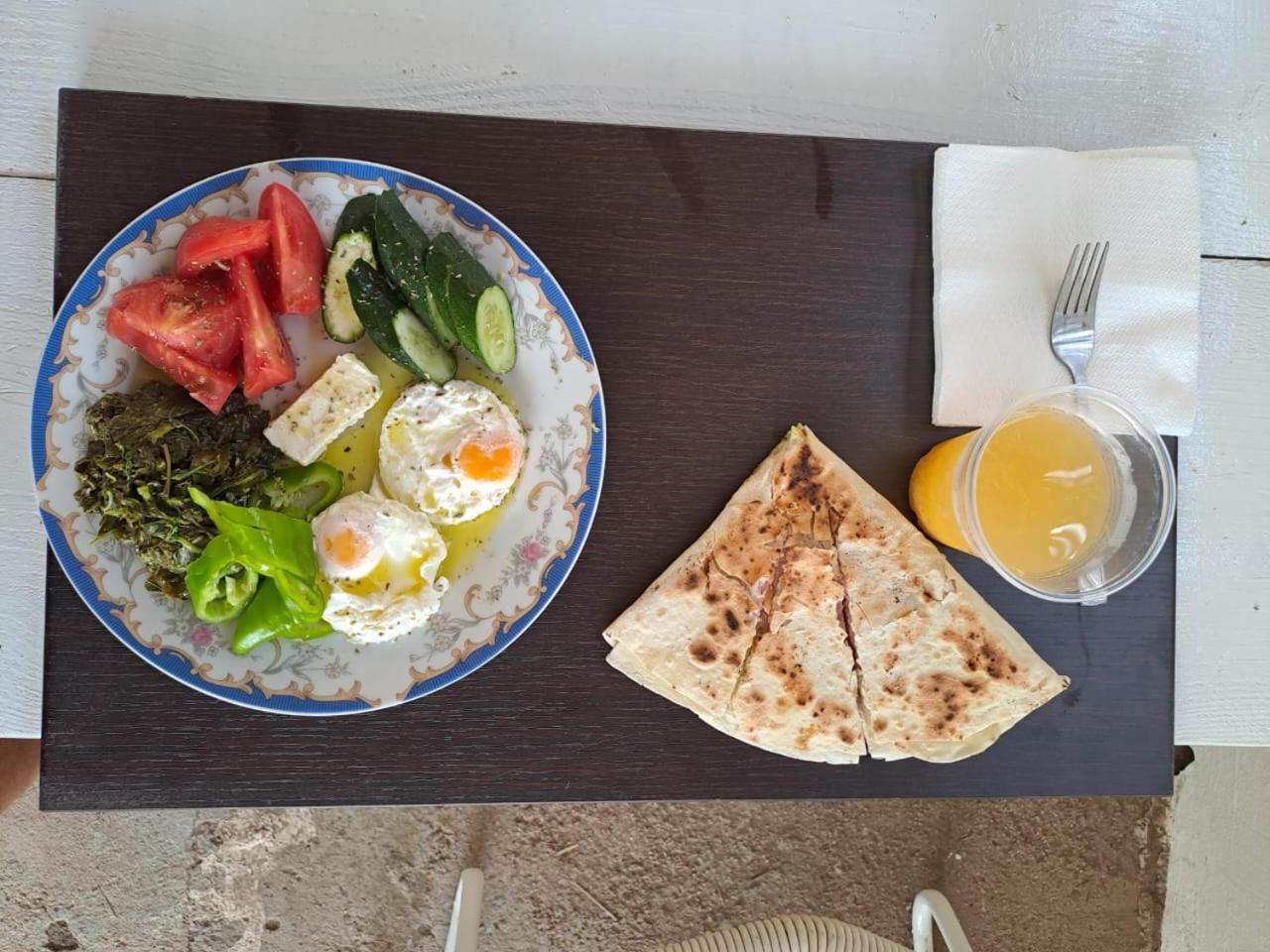 Natural Hostel Himara Kültér fotó