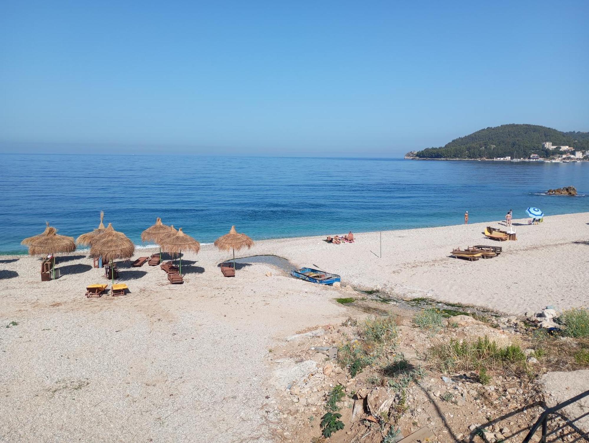 Natural Hostel Himara Kültér fotó